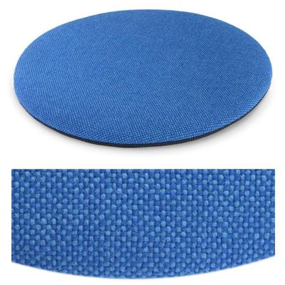 Das foto zeigt eine runde sitzauflage der firma discus. Die farbe der sitzauflage ist  blau-hellblau meliert.